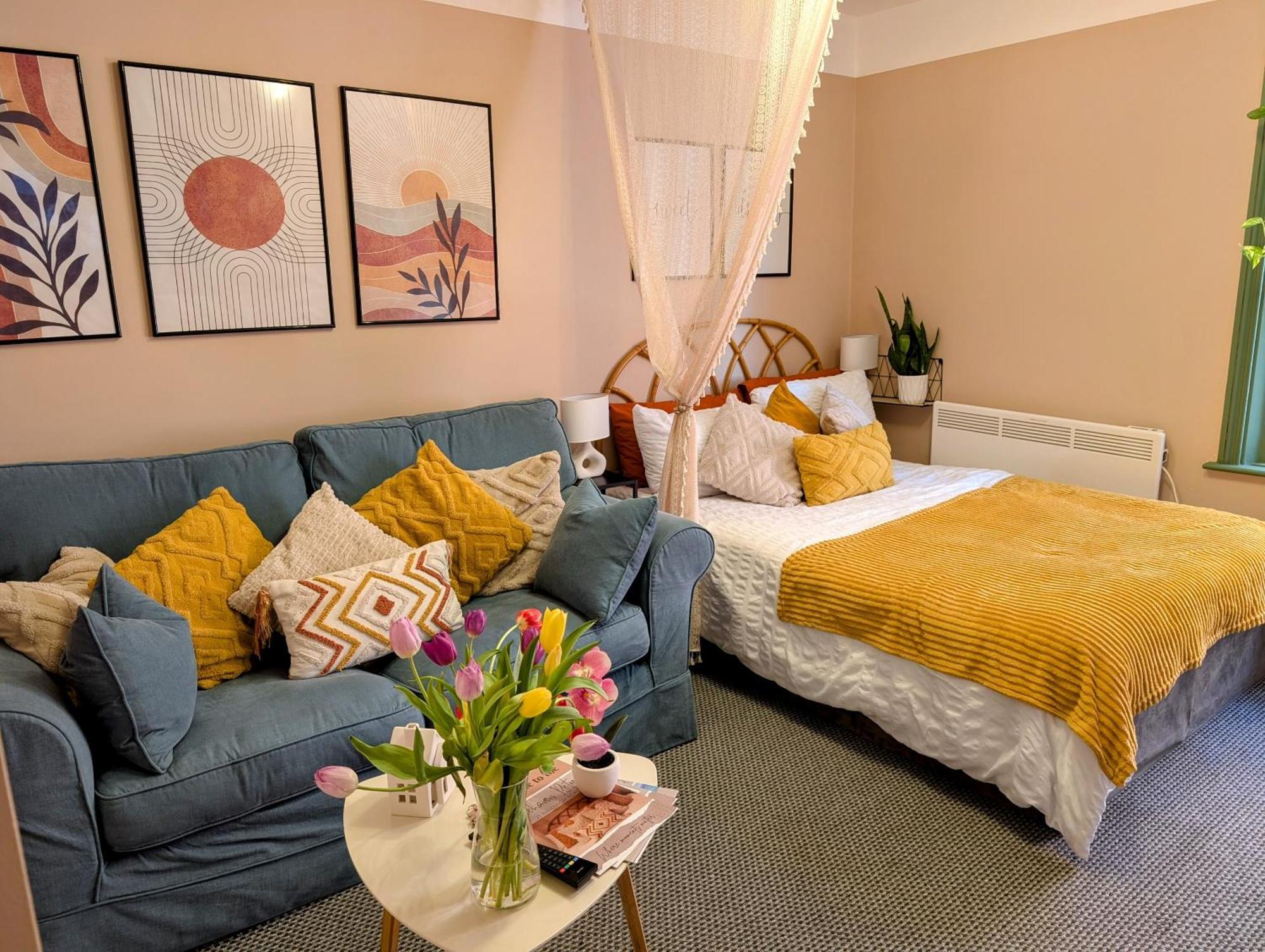 Peacehaven Retreat - 4 Minutes From The Beach! Pet Friendly! * Weymouth